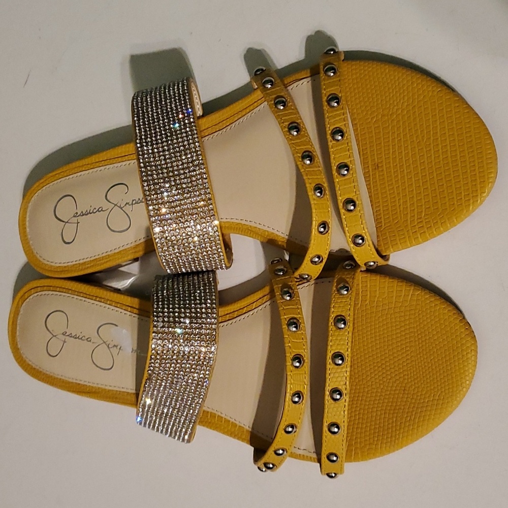 Jessica Simpson women's 9 yellow jewel tone straps, slip on sandals